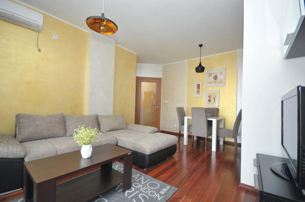 Seaside Apartments Petrovac מראה חיצוני תמונה